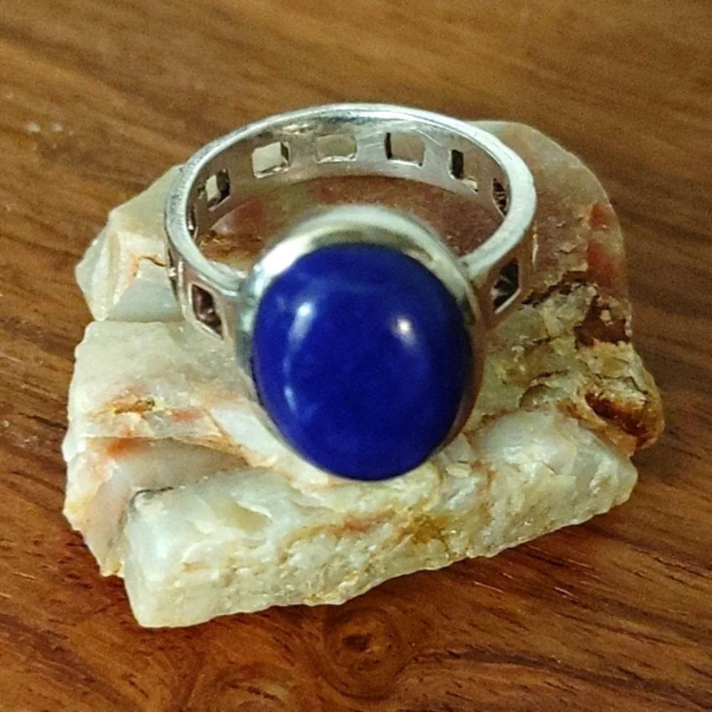 Lapis Lazuli Cabochon in Sterling Ring Size 8.75